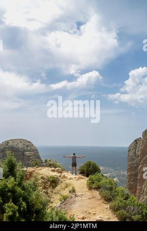 Formation géologique des mallos de Riglos à Huesca, Aragon. Lieu des pratiques d'escalade en Espagne Banque D'Images