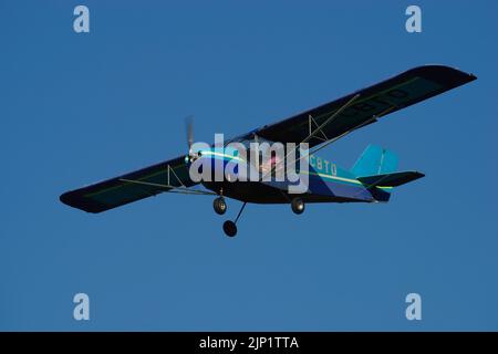 Rans S6-ES Coyote II LG-CBTO, atterrissage à la vallée de la RAF. Banque D'Images