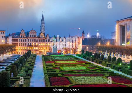 Bruxelles, Belgique paysage urbain du Mont des Arts au crépuscule. Banque D'Images