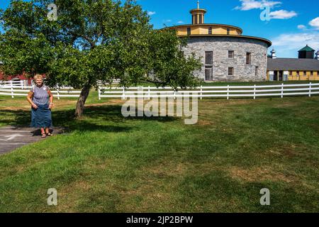 L'emblématique grange ronde en pierre de Hancock Shaker Village Banque D'Images