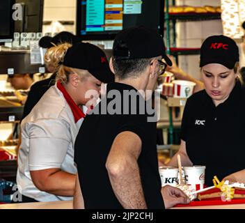 Le premier restaurant KFC à Sarajevo a ouvert ses portes aujourd'hui Banque D'Images