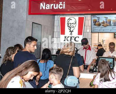 Le premier restaurant KFC à Sarajevo a ouvert ses portes aujourd'hui Banque D'Images