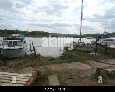 Les bateaux amarrés sur le quai de la mer du Vieux Leigh Banque D'Images