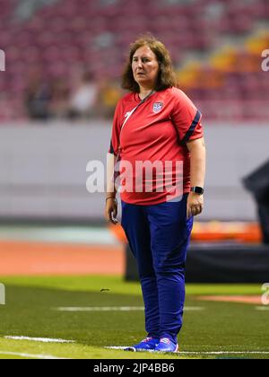 San José, Costa Rica. 14th août 2022. San José, Costa Rica, 14 août 2022: Entraîneur-chef des États-Unis Tracey Kevins pendant la coupe du monde FIFA U20 Womens Costa Rica 2022 match de football entre les États-Unis et les pays-Bas à l'Estadio Nacional à San José, Costa Rica. (Daniela Porcelli/SPP) crédit: SPP Sport presse photo. /Alamy Live News Banque D'Images