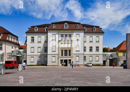 Ludwigsburg, Allemagne - juillet 2022 : hôtel de ville à la place Rathausplatz Banque D'Images