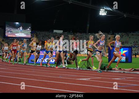 Samantha Harrison (à droite) en Grande-Bretagne dans le Women's 10 000m au cours du cinquième jour des Championnats d'Europe 2022 à Munich, en Allemagne. Date de la photo: Lundi 15 août 2022. Banque D'Images