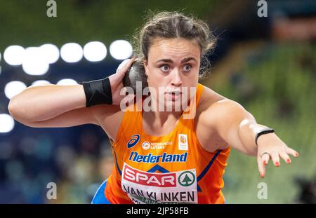 Munich, Allemagne. 15th août 2022. Championnats d'Europe, athlétisme, tir mis, finales, femmes au stade olympique. Jorinde van Klinken des pays-Bas (bronze) en action. Credit: Sven Hoppe/dpa/Alay Live News Banque D'Images