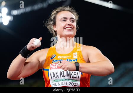 Munich, Allemagne. 15th août 2022. Championnats d'Europe, Championnat d'Europe, athlétisme, tir mis, finale, Femmes au stade olympique. Jorinde van Klinken des pays-Bas (bronze) réagit. Credit: Sven Hoppe/dpa/Alay Live News Banque D'Images