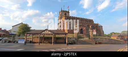 Panorama de l'église paroissiale de St James le Grand, Audlem, Cheshire, Angleterre, Royaume-Uni, CW3 0AB Banque D'Images