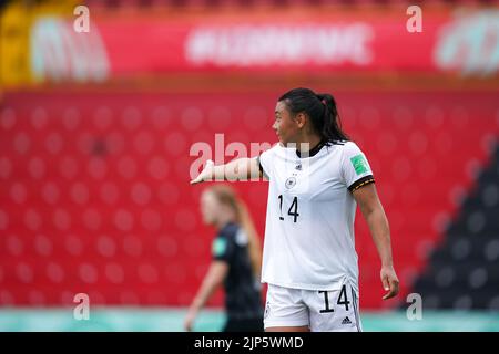 Alajuela, Costa Rica. 13th août 2022. Alajuela, Costa Rica, 13 août 2022: Clara Froehlich (14 Allemagne) gestes lors de la coupe du monde FIFA U20 Womens Costa Rica 2022 match de football entre l'Allemagne et la Nouvelle-Zélande à Morera Soto à Alajuela, Costa Rica. (Daniela Porcelli/SPP) crédit: SPP Sport presse photo. /Alamy Live News Banque D'Images