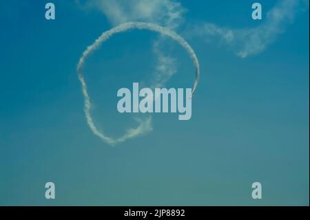 Gijon, Espagne - 24 juillet 2022. Un avion d'Aerosparx, l'équipe britannique de voltige lors du festival international de l'air de Gijon 2022. Banque D'Images