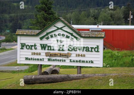 Haines est un lieu désigné par recensement situé à Haines Borough, en Alaska, aux États-Unis. Il se trouve dans la partie nord du Panhandle de l'Alaska, près de Glacier Banque D'Images