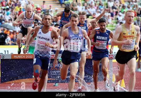 Munich 2022, Allemagne. 16th août 2022. Le Belge Tim Van de Velde photographié en action pendant les épreuves de la course de steeplechase 3000m pour hommes, le deuxième jour des Championnats d'Europe d'athlétisme, à Munich 2022, en Allemagne, le mardi 16 août 2022. La deuxième édition des Championnats d'Europe a lieu du 11 au 22 août et comporte neuf sports. BELGA PHOTO BENOIT DOPPAGNE crédit: Belga News Agency/Alay Live News Banque D'Images