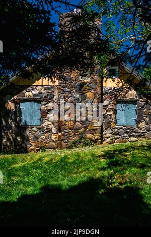 La maison d'arbres de l'île McNabs dans le port Halifax, nouvelle-écosse canada Banque D'Images