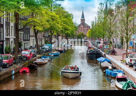 Canal d'eau Prinsenkgracht avec Bycicles, Amsterdam Hollande, pays-Bas Europe Banque D'Images