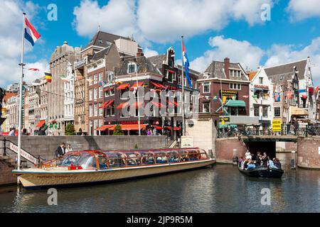 Oude Turfmarkt Boat Tours , Amsterdam Hollande, pays-Bas Europe Banque D'Images