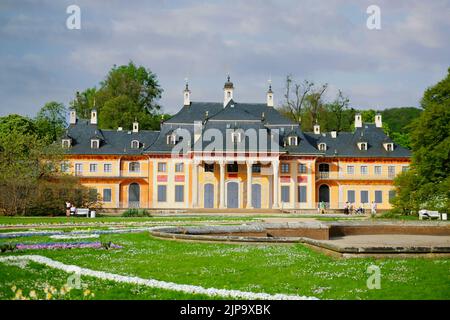 Château nad parc Pillnitz à Dresde, Allemagne Banque D'Images