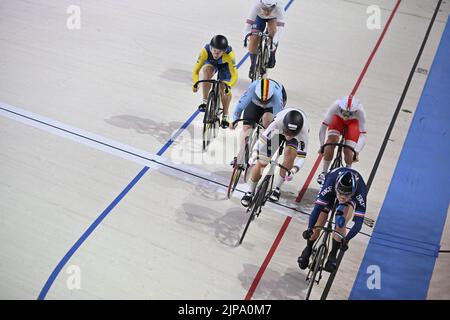 Le Belge Nicky Degrendele photographié en action lors de la finale de l'épreuve féminine de Keirin, aux Championnats d'Europe de cyclisme sur piste Munich 2022, à Munich, en Allemagne, le mardi 16 août 2022. La deuxième édition des Championnats d'Europe du sport se déroule du 11 au 22 août et compte neuf sports. BELGA PHOTO ERIC LALMAND Banque D'Images