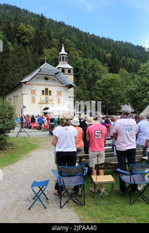 Assomption. Messe. Eglise notre-Dame de la gorge. Les Contamines-Montajoie. Haute-Savoie. Auvergne-Rhône-Alpes. France. Europe. Banque D'Images