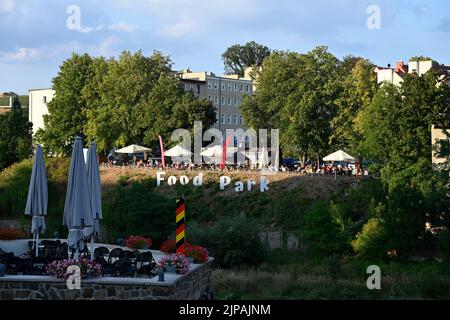 Parc alimentaire de la der à Zgorzelec von Görlitz aus gesehen am 16.08.2022 Banque D'Images