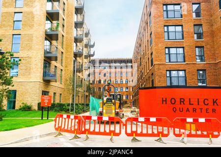 Un nouveau développement à Slough, Berkshire sur le site de l'usine Horlicks. Rebaptisé le quartier des Horlicks, dans le but de créer de nouvelles communautés. Banque D'Images