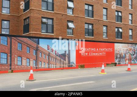 Un nouveau développement à Slough, Berkshire sur le site de l'usine Horlicks. Rebaptisé le quartier des Horlicks, dans le but de créer de nouvelles communautés. Banque D'Images