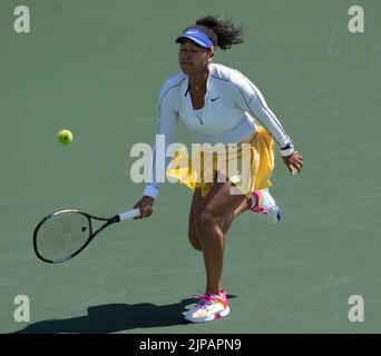 16 août 2022: Naomi Osaka (JPN) perd à Shuai Zhang (CHN), 6-4-7-5 à l'Open de l'Ouest et du Sud étant joué au Lindner Family tennis Centre à Cincinnati, Ohio, {USA} © Leslie Billman/Tennisclix/Cal Sport Media Banque D'Images