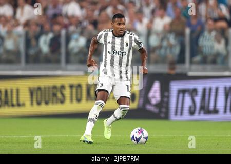 Turin, Italie, le 15th août 2022. Alex Sandro de Juventus lors du match de la série A au stade Allianz, à Turin. Le crédit photo devrait se lire: Jonathan Moscrop / Sportimage Banque D'Images