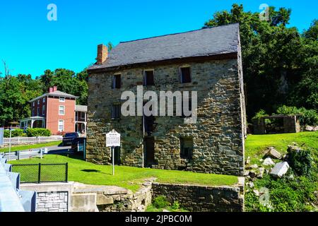 Port Deposit, MD, États-Unis – 13 août 2022 : le moulin Rock Run était un moulin à grames établi en 1725, situé près de l'entrée de la ville actuelle. Banque D'Images