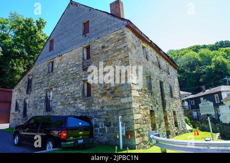 Port Deposit, MD, États-Unis – 13 août 2022 : le moulin Rock Run était un moulin à grames établi en 1725, situé près de l'entrée de la ville actuelle. Banque D'Images