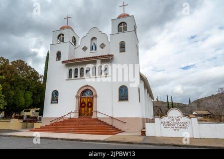 Miami, AZ, Etats-Unis - 25 décembre 2021 : notre Dame du Saint Sacrement Église catholique Banque D'Images