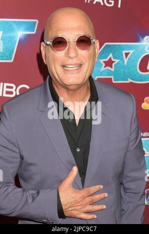 16 août 2022, Pasadena, CA, Etats-Unis: LOS ANGELES - AOÛT 16: Howie Mandel à la saison des talents US Got 17 - salon en direct tapis rouge à l'hôtel Pasadena Sheraton sur 16 août 2022 à Pasadena, CA (image de crédit: © Kay Blake/ZUMA Press Wire) Banque D'Images