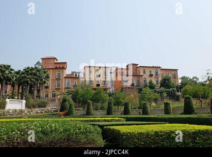 Design extérieur et architecture du village italien de Toscane inspiré situé dans LE parc national DE KHAO YAI- Nakhon Ratchasima, Thaïlande Banque D'Images