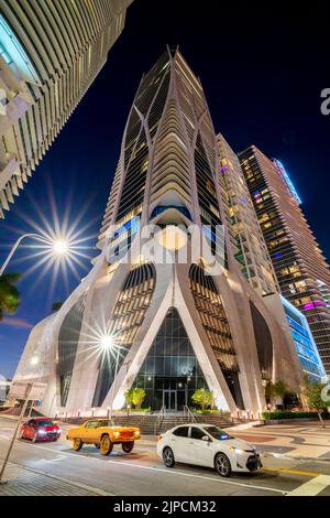 One Thousand Museum High-Rise Building by Architect Zaha Hadid, Skyline, Downtown Biscayne Boulevard, Miami City, South Florida, USA Banque D'Images