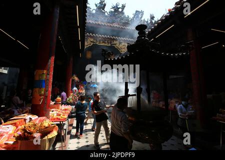 Taichung, Taiwan, April12 2015: Dajia mazu temple extérieur Dajia mazu temple est le plus grand et le plus ancien temple de mazu à taiwan Banque D'Images