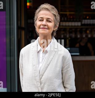 Édimbourg, Écosse, Royaume-Uni, 17th août 2022. La première britannique du film Juniper au Festival international du film d'Édimbourg : l'acteur Charlotte Rampling. Crédit : Sally Anderson/Alay Live News Banque D'Images