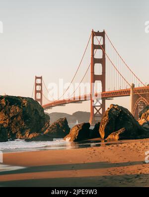 Le Golden Gate Bridge de Marshalls Beach, San Francisco, Californie Banque D'Images