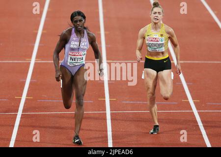 Munich, Allemagne. 16th août 2022. Daryll Neita de Grande-Bretagne, Gina Luckenkemper d'Allemagne pendant l'athlétisme, semi-finale des femmes 100m aux Championnats d'Europe Munich 2022 sur 16 août 2022 à Munich, Allemagne - photo Laurent Lairys/DPPI crédit: DPPI Media/Alamy Live News Banque D'Images