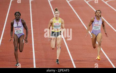 Munich, Allemagne. 16th août 2022. Daryll Neita de Grande-Bretagne, Gina Luckenkemper d'Allemagne, Imani Lasicot de Grande-Bretagne pendant l'athlétisme, semi-finale des femmes 100m aux Championnats d'Europe Munich 2022 sur 16 août 2022 à Munich, Allemagne - photo Laurent Lairys/DPPI crédit: DPPI Media/Alamy Live News Banque D'Images