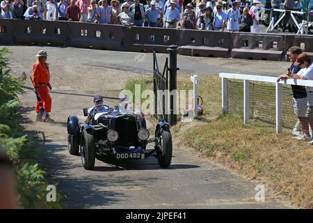 Aston Martin Ulster (1935) sur Test Hill, Aston Martin Heritage Day 2022, Brooklands Museum, Weybridge, Surrey, Angleterre, Royaume-Uni, Europe Banque D'Images