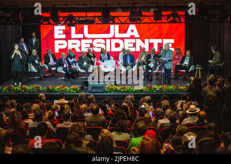 SÃO PAULO, SP - AOÛT 17 : Luiz Inacio Lula da Silva, ancien président du Brésil, s'exprime lors d'une réunion avec des entrepreneurs à l'hôtel Novotel São Paulo sur 17 août 2022 à São Paulo, SP, Brésil. (Photo de Gerson Areias/PxImages) Credit: PX Images/Alamy Live News Banque D'Images