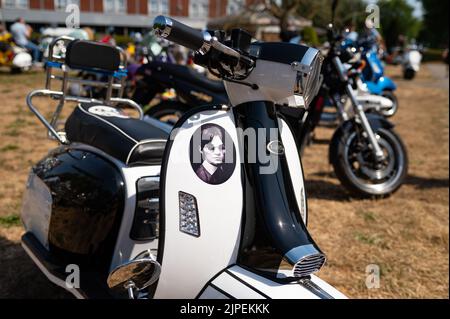 Lambretta moped à l'événement Gathering uk Banque D'Images