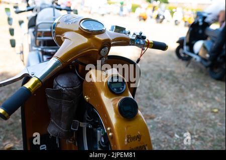 Lambretta moped à l'événement Gathering uk Banque D'Images