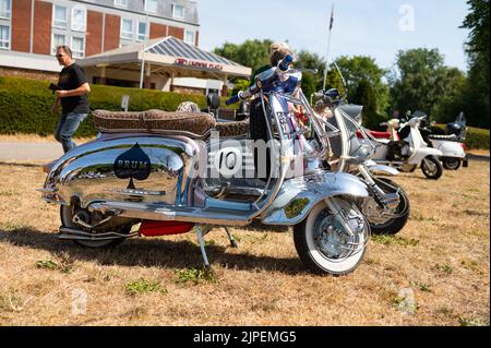 Lambretta moped à l'événement Gathering uk Banque D'Images