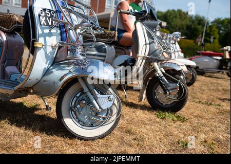 Lambretta moped à l'événement Gathering uk Banque D'Images