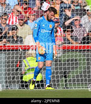 13 août 2022 - Brentford v Manchester United - Premier League - Gtech Community Stadium Un gardien de but abattu de Manchester United David de Gea lors du match de la Premier League au Gtech Community Stadium, Londres. Image : Mark pain / Alamy Live News Banque D'Images