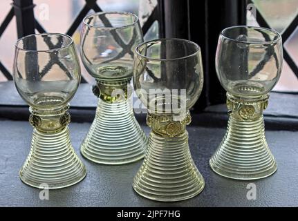 Verrerie Hereford, quatre lunettes médiévales, musée noir et blanc, Hightown, Herefordshire, Angleterre, Royaume-Uni, HR1 2AA Banque D'Images