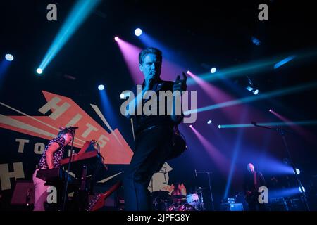 Toronto, Canada. 17th août 2022. Alex Kapranos, chanteur principal du groupe de rock écossais Franz Ferdinand, se produit au History Nightclub de Toronto, CANADA crédit : Bobby Singh/Alay Live News Banque D'Images