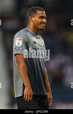 West Bromwich, Royaume-Uni. 17th août 2022. Andy Rinomhota #35 de Cardiff City à West Bromwich, Royaume-Uni, le 8/17/2022. (Photo de Gareth Evans/News Images/Sipa USA) Credit: SIPA USA/Alay Live News Banque D'Images