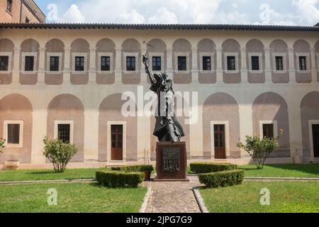 Subiaco, Latium - août 2022 - Monastère de Santa Scolastica, un des 12 fondé par Saint Benoît Banque D'Images